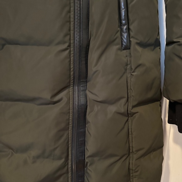 Mackage Kay Mid Length Down Fur trimmed Hooded Coat Women XS Army Green - Picture 8 of 14
